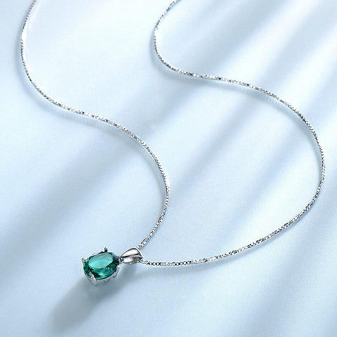 Oval Green Emerald Gemstone Necklace